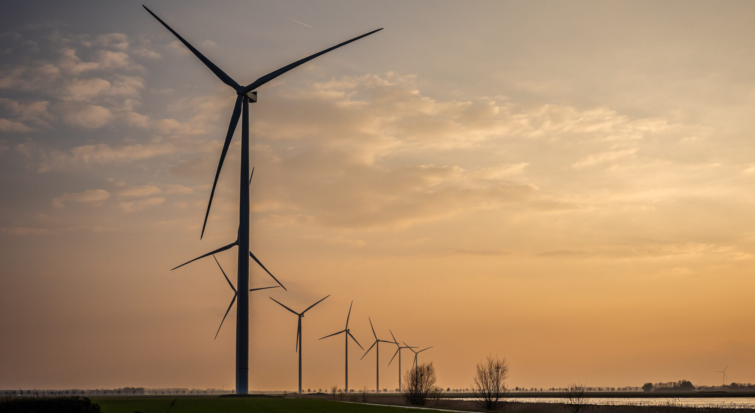 Windplan Groen at night